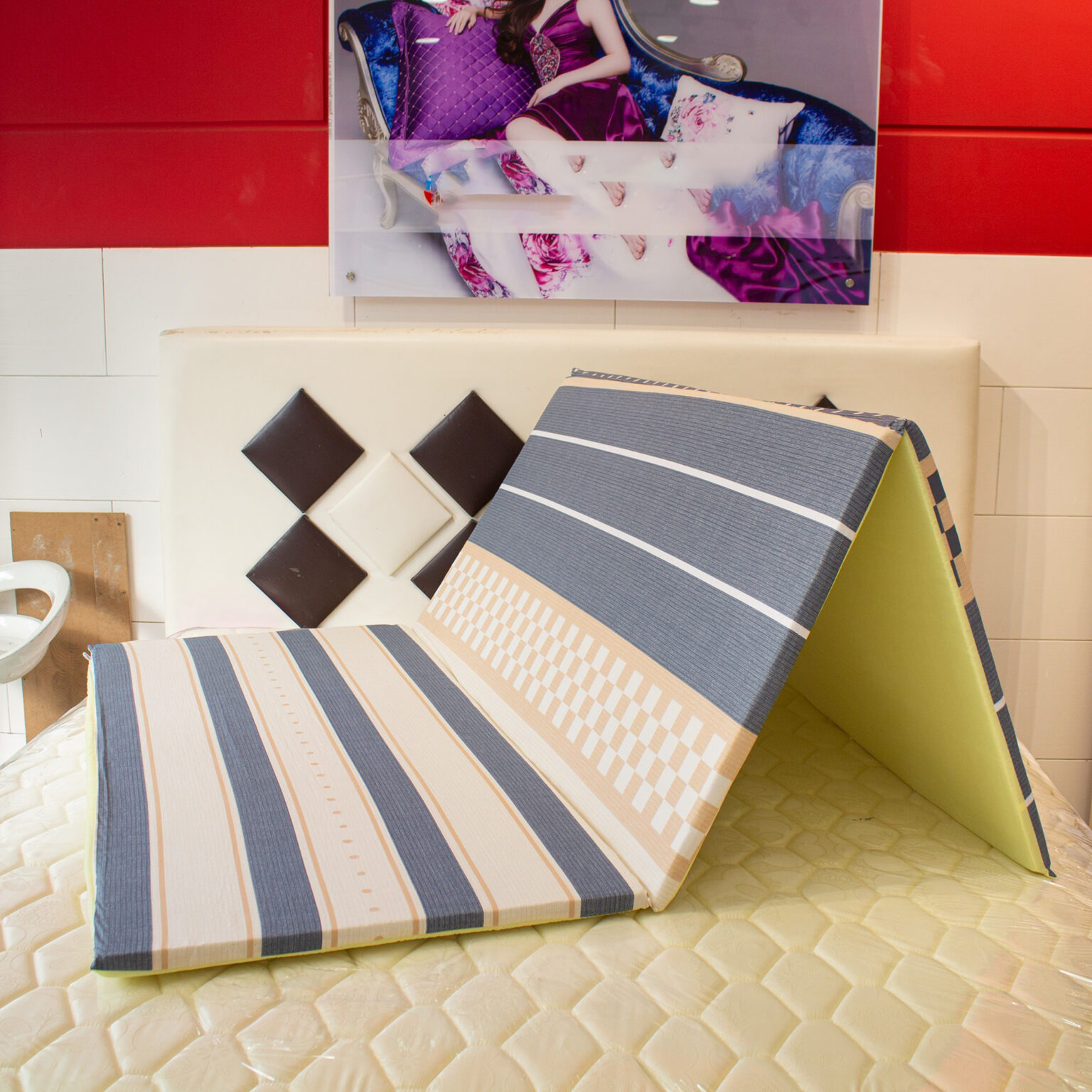 Nệm Bông Ép Hoạt Tính Gấp 3cm Giá Sỉ - Hưng Liên - Ảnh 3